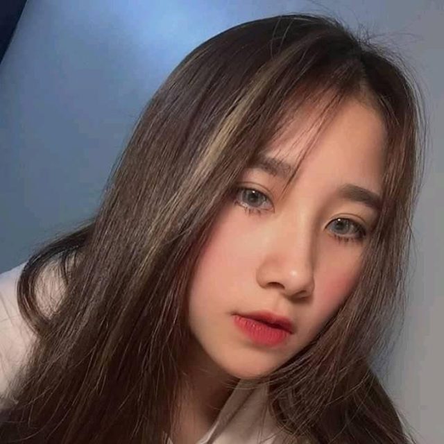 Nguyễn Thuỷ Tiên - Ủa. Ai zậy