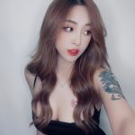 Nguyễn Thu Trang - Vì lòng người sâu quá Xanh thẳm như đại dương Em chỉ là chú cá Bơi…