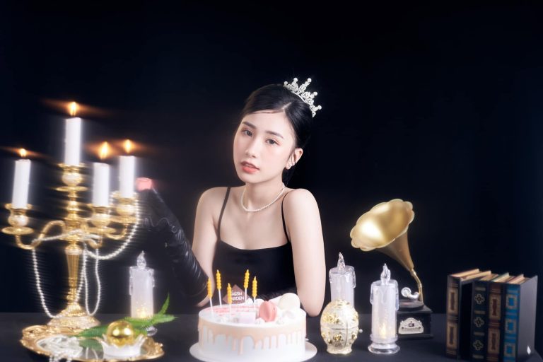 Nguyễn Thuỷ Tiên - Chuc mung sinh than cua TIEU HY chúc Hý tuổi mới trưởng thành hơn và…