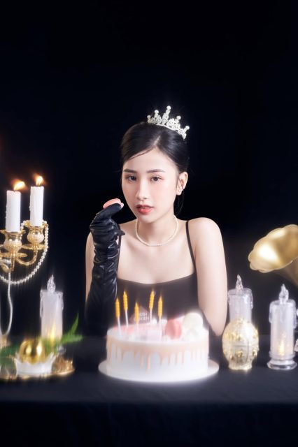 Nguyễn Thuỷ Tiên - Chuc mung sinh than cua TIEU HY chúc Hý tuổi mới trưởng thành hơn và…