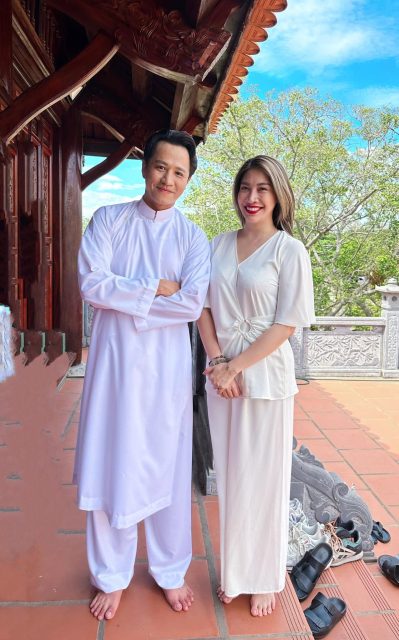 Thanh Ngọc - ♡ 𝘛𝘩𝘢𝘯𝘬 𝘺𝘰𝘶 𝘧𝘰𝘳 𝘤𝘩𝘰𝘰𝘴𝘪𝘯𝘨 𝘶𝘴 ♡ Pháp phục LAM TỪ