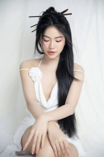 Võ Châu Ngọc - CÔ NGỌT đây! Make up by Kính Vũ Photo by Lala Vũ