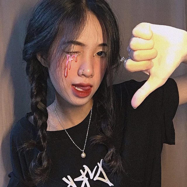 Nguyễn Phạm Tú Uyên - Nhìn thì 5 nghìn IG:@nguyenphamtuuyn