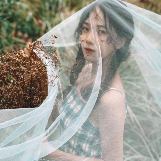 Nguyễn Phạm Tú Uyên - Nhìn thì 5 nghìn IG:@nguyenphamtuuyn