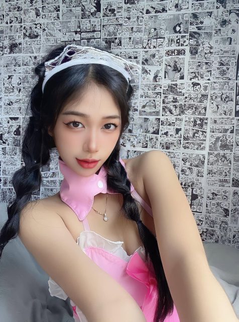 Nguyễn Phạm Tú Uyên - Rối anh nhờ IG:@nguyenphamtuuyn