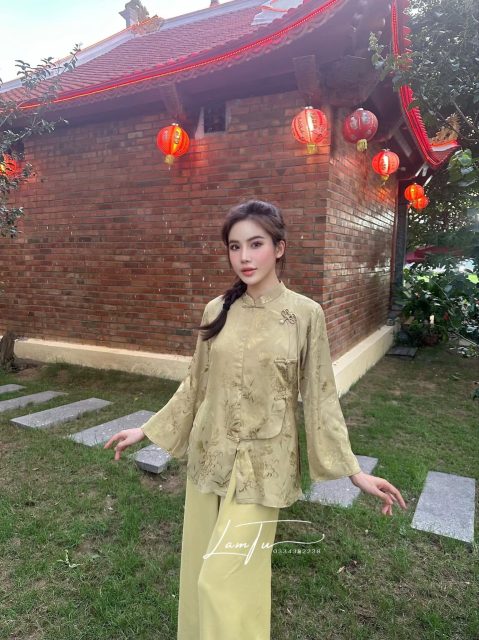 Thanh Ngọc - Pháp phục LAM TỪ