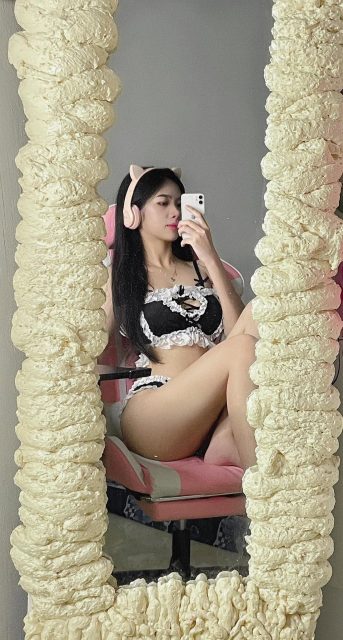 Nguyễn Phạm Tú Uyên - Tôi rất giỏi đưa đàn ông lên giường Cứ nhắn tin vài câu là họ chào…
