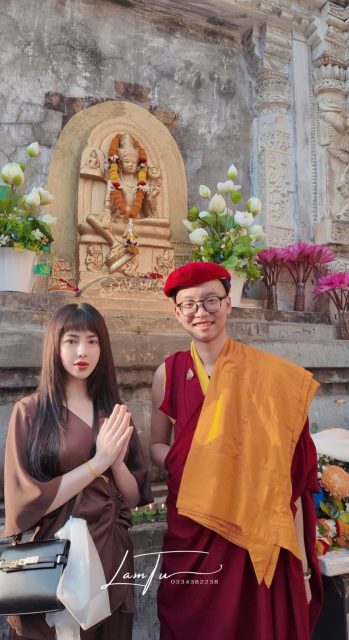 Thanh Ngọc - ℒ𝒶𝓂 𝒯𝓊̛̀ 𝒯ℴ𝒶̉ 𝒮𝒶́𝓃ℊ ℬ𝓊̛ℴ̛́𝒸 𝒯𝓇𝒶𝓃ℊ 𝒩ℊ𝒽𝒾ℯ̂𝓂