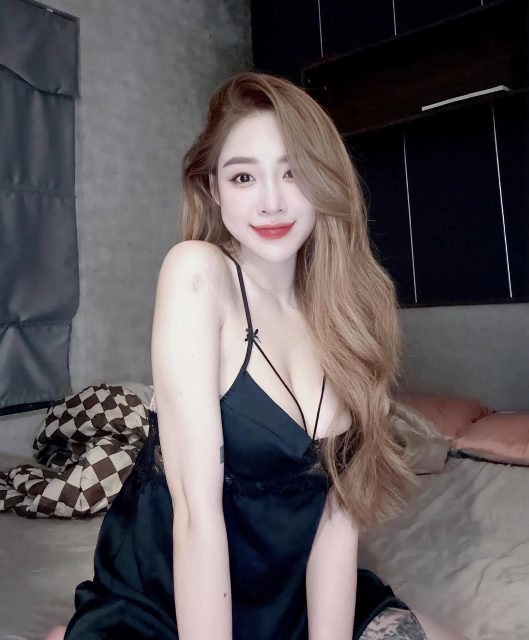 Nguyễn Thu Trang - “𝑁𝑒̂́𝑢 𝑎𝑛ℎ 𝑙𝑎̀ 𝑛𝑔𝑢̛𝑜̛̀𝑖 𝑡𝑜̂́𝑡 𝑡ℎ𝑖̀ 𝑚𝑎𝑖 𝑚𝑜̂́𝑡 𝑚𝑖̀𝑛ℎ 𝑙𝑎̀ 𝑛𝑔𝑢̛𝑜̛̀𝑖…