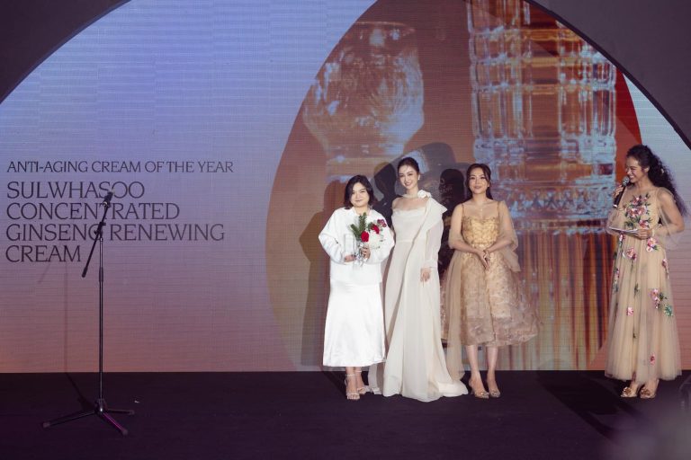 Vũ Phương Anh - Moments at L’Officiel Vietnam Official Beauty Awards 2023 Outfit…