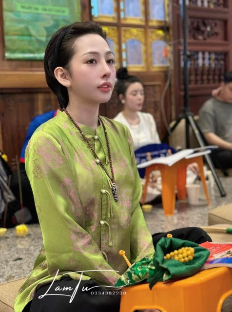 Thanh Ngọc - ♡ 𝘛𝘩𝘢𝘯𝘬 𝘺𝘰𝘶 𝘧𝘰𝘳 𝘤𝘩𝘰𝘰𝘴𝘪𝘯𝘨 𝘶𝘴 ♡