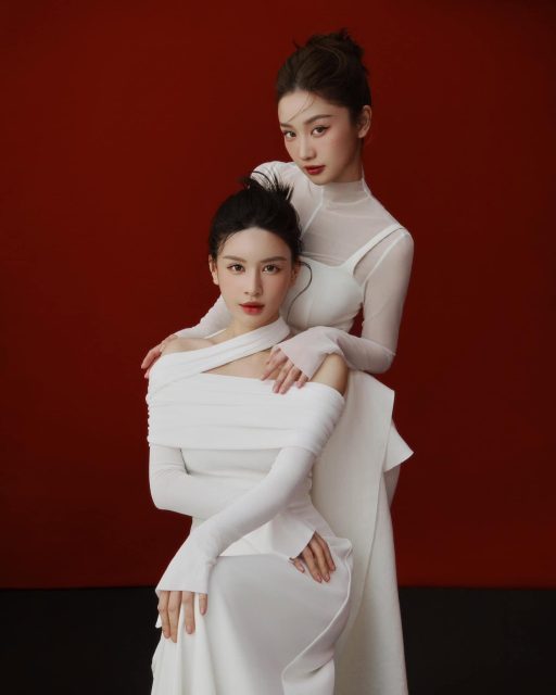 Vũ Phương Anh - Phương Anh & Phương Thảo xin chào mng :))))
