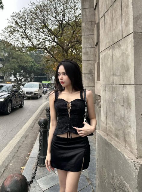 Phạm Quỳnh Trang - Nhớ e quá cơ mà chẳng có cớ qua