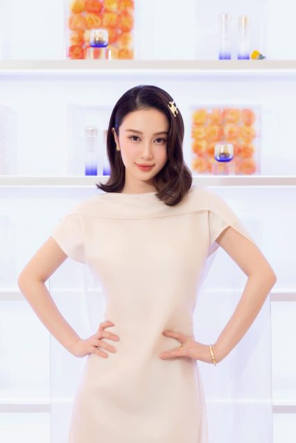 Vũ Phương Anh - Vũ Phương Anh cùng SHISEIDO #ShiseidoVN #VitalPerfection…