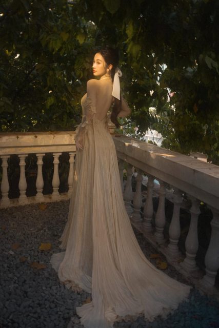 Vũ Phương Anh - Nắng trên vai em