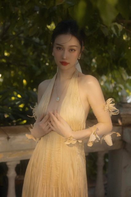Vũ Phương Anh - Nắng trên vai em