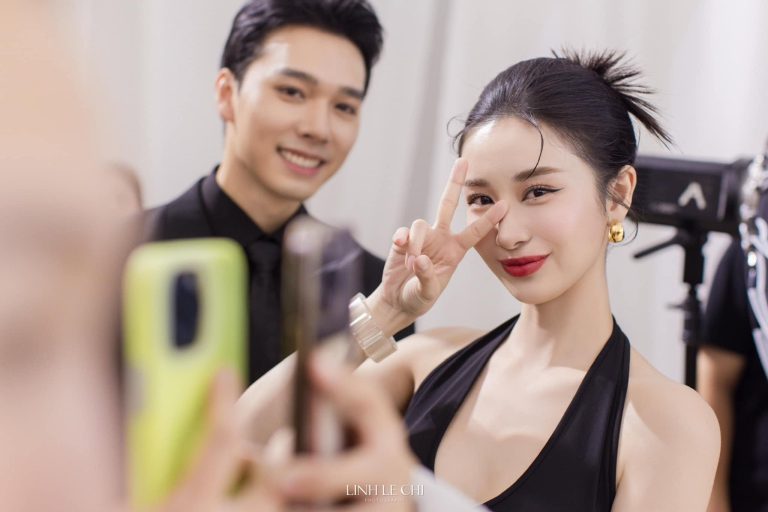 Vũ Phương Anh - Từ Đà Lạt đến Sài Gòn, từ cầu hôn đến đám cưới cổ tích Chúc cô dâu…