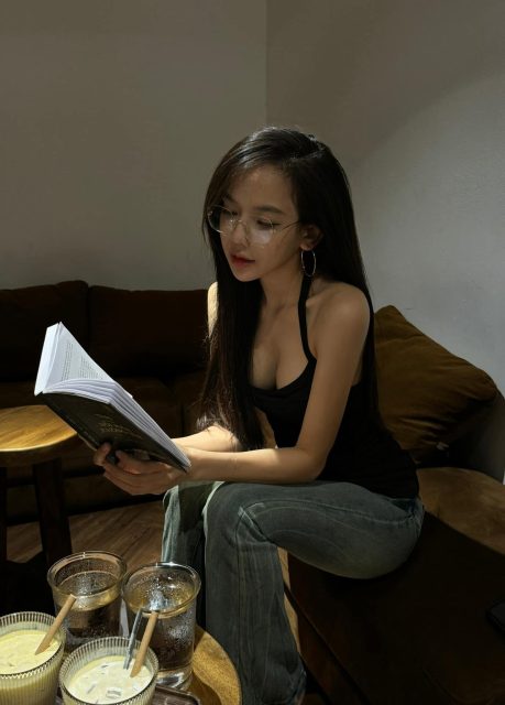 Phạm Quỳnh Trang - tán anh bằng vẻ đẹp tri thức
