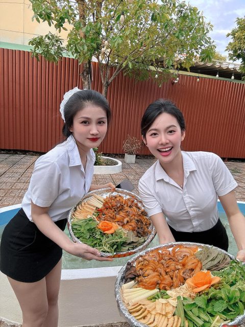 Võ Châu Ngọc - 𝑴𝒖̛𝒂 𝒅𝒖̛̃ 𝒍𝒂̆́𝒎 𝒓𝒐̀𝒊 𝑴𝒖̛𝒂 𝒉𝒆̂́𝒕 𝒏𝒈𝒂̀𝒚 𝒍𝒖𝒐̂𝒏 𝒓𝒐̀𝒊 𝒌𝒉𝒂́𝒄𝒉 𝒐̛𝒊 !! QUÁN…