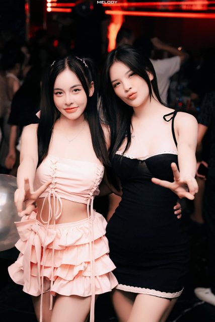 Nguyễn Linh Linh - Bữa tiệc âm nhạc tại Melody Club Một buổi tối đầy cảm xúc cùng hot…