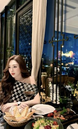 Nguyễn Thu Trang - Bao nhiêu đồ ăn ngon Nhưng anh lại nuốt lời.