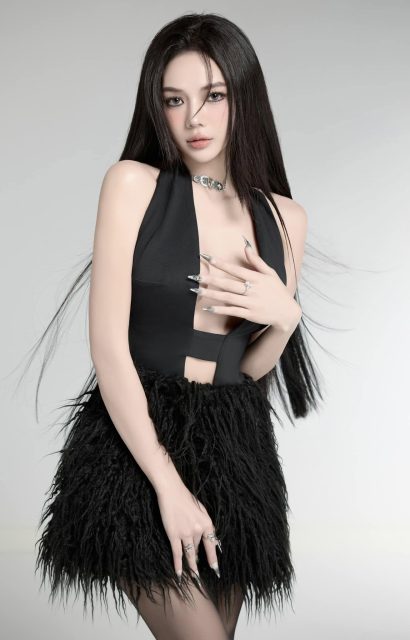 Phạm Quỳnh Trang - giữa 8 tỷ người nhưng anh ấy vẫn chọn tôi để trêu đùa tình cảm, chắc…