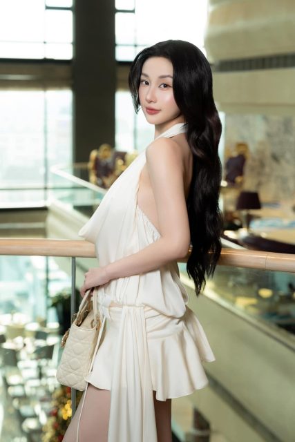 Vũ Phương Anh - Vũ Phương Anh x Sulwhasoo Outfit Amelie Makeup : Minh Nguyễn…