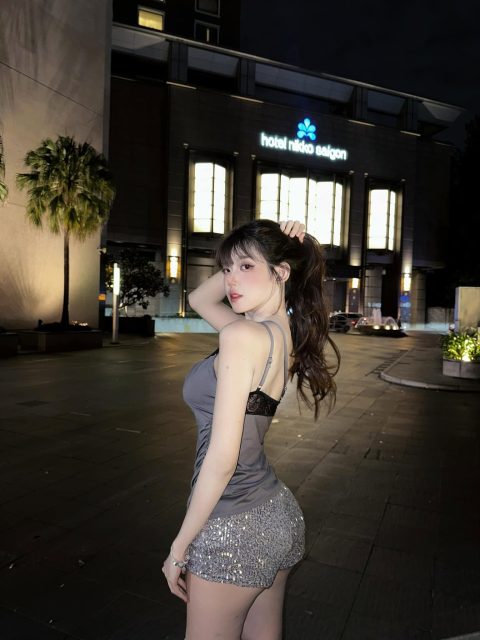 Nguyễn Thị Mỹ Ngọc - 30 mình đón giao thừa Ra giêng mình cưới là vừa nha anh