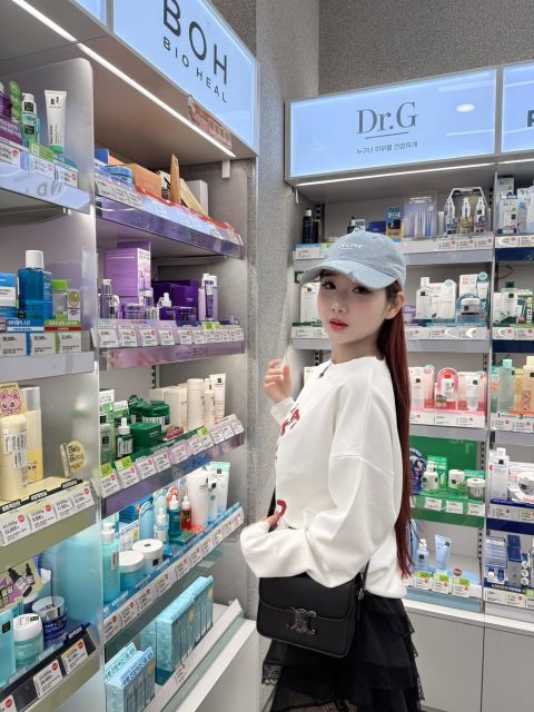 Ly Ly Trần - Mỏ hỗn với thiên hạ vâng dạ với 1 mình anh
