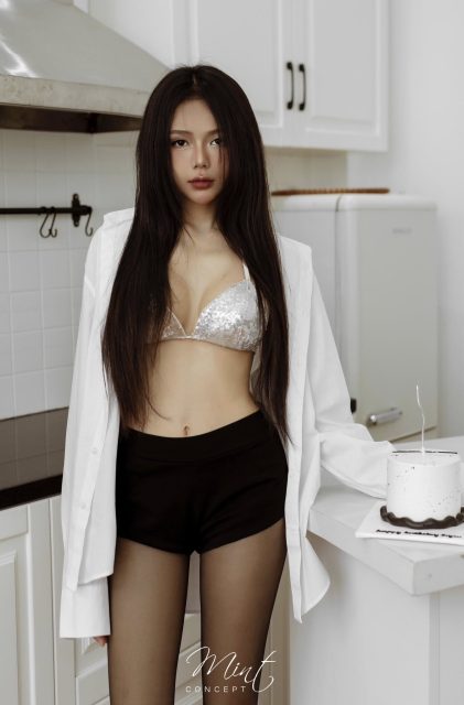 Phạm Quỳnh Trang - level up Mint Concept Hằng Pink