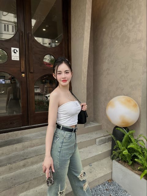 Nguyễn Linh Linh - Sáng mai cháu nghỉ đúng 5 phút hát Quốc Ca còn đâu làm việc bình…
