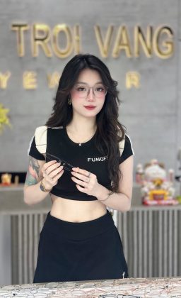 Sư Tử - 3 đời cắt kính ở đây :))