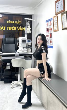 Sư Tử - 3 đời cắt kính ở đây :))