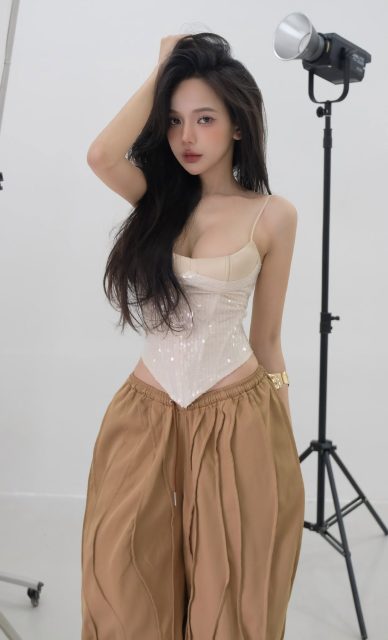 Phạm Quỳnh Trang - liniss.official Bạc Hà