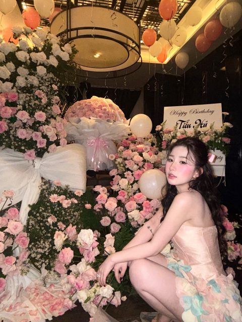 Nguyễn Thuỷ Tiên - 1 ngày thử làm công chúa của cuộc đời mình