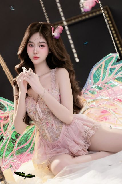 Nguyễn Phạm Tú Uyên - My Bday!! Hôm nay em bé vừa tròn 18 tuổi