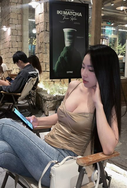 Trịnh Lâm Oanh - Giờ thì còn lại gì ngoài nhung nhớ