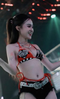 Mẫn Mẫn - Chỉ là không rãnh để giả vờ thân #Alodancer #freelancedancer