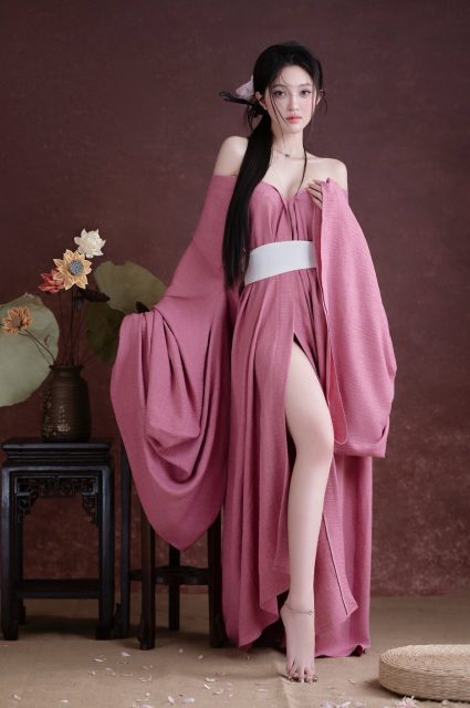 Trần Bích Triều Tiên - Đã từng muốn trở thành cô gái tốt..Nhưng hiện tại chỉ muốn là cô gái…