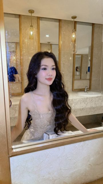Lê Ngọc Thuỳ Trang - Ngay cả khi bạn không hề hoàn hảo Bạn vẫn là một phiên bản giới hạn...