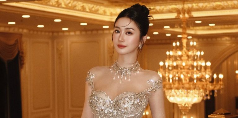 Vũ Phương Anh - Vũ Phương Anhx JoliPoli Under the royal lights Makeup: Minh Nguyễn…