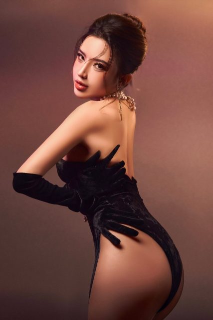 Ngô Thị Mỹ Duyên - Star War : Vương Hồng Nông M.u.a Thảo Phương Ngô