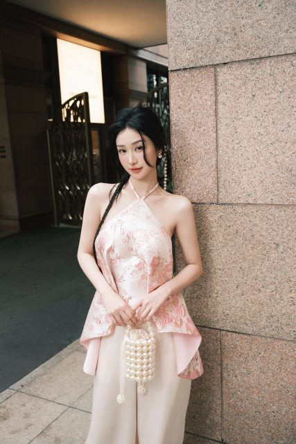 Vũ Phương Anh - Note to self: you deserve all the love, flowers and shopping cart…