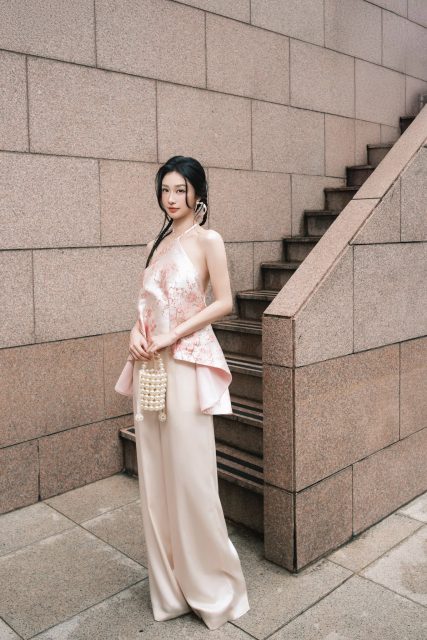 Vũ Phương Anh - Note to self: you deserve all the love, flowers and shopping cart…