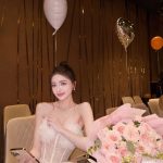 Nịnh Thảo - Dạo này hay đau lưng mỏi vai đi khám bác sĩ kết luận: Vẻ đẹp nặng…