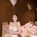 Nịnh Thảo - Dạo này hay đau lưng mỏi vai đi khám bác sĩ kết luận: Vẻ đẹp nặng…