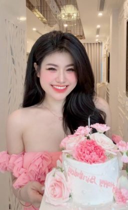 Bích Hoa Nguyễn - Happy Birthday to me .. Cảm ơn những gì đã qua , trân trọng những gì…
