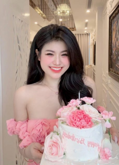 Bích Hoa Nguyễn - Happy Birthday to me .. Cảm ơn những gì đã qua , trân trọng những gì…