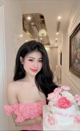 Bích Hoa Nguyễn - Happy Birthday to me .. Cảm ơn những gì đã qua , trân trọng những gì…