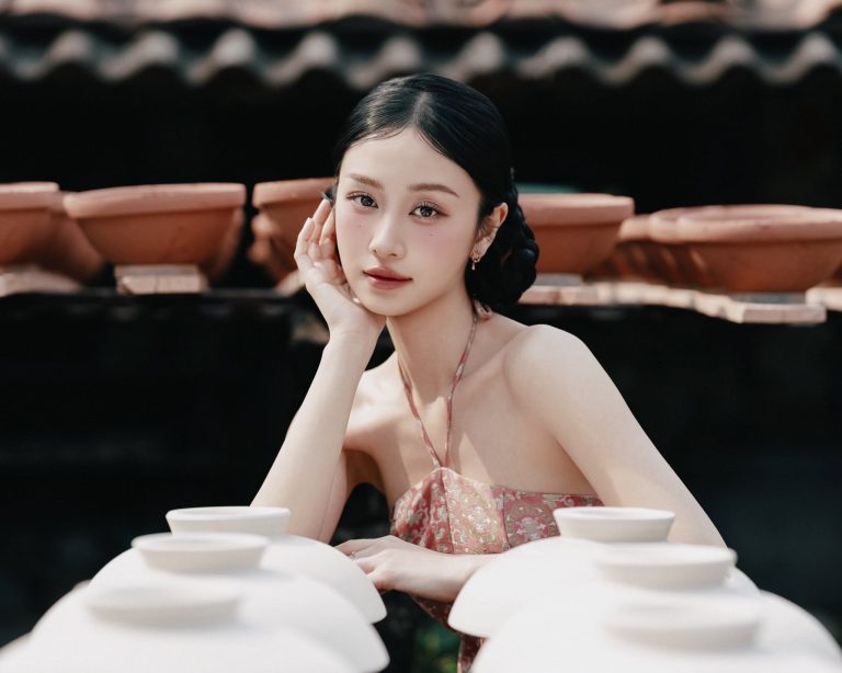 Vũ Phương Anh - Mong môi em nở nụ cười Mong em sống tốt cuộc đời của em Photographer…